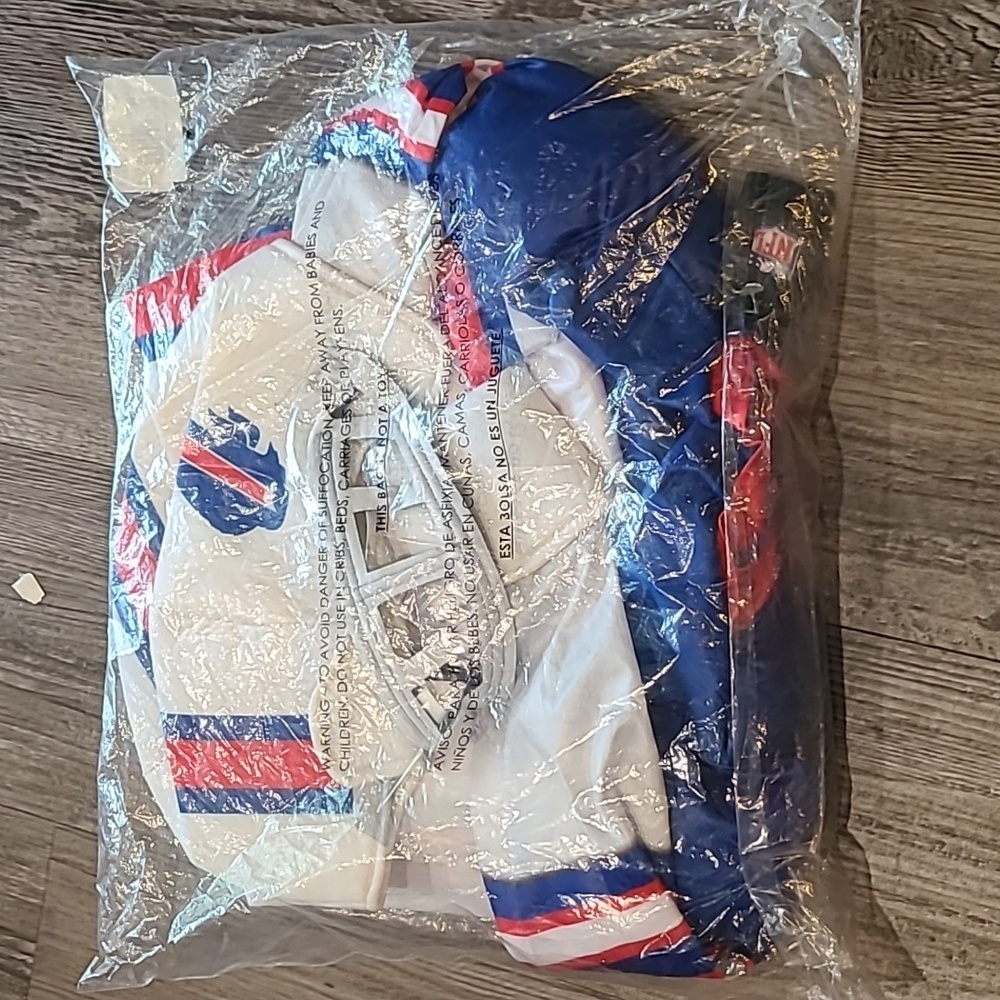 Buffalo Bills Muscle GameDay Costume - Picture 3 of 4
